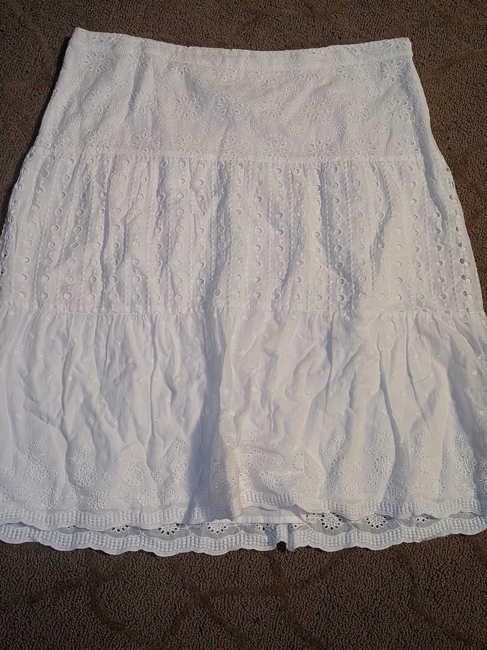 ANN TAYLOR LOFT White Eyelet Tiered Midi Skirt 10 LINED BEACH SUMMER $108